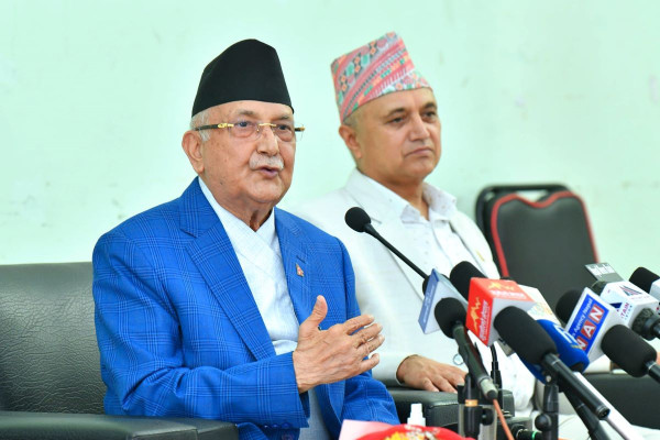 केपी ओली भन्छन्— बैंकहरूले अझै पनि गरिबलाई ऋण प्रवाह गरेका छैनन्